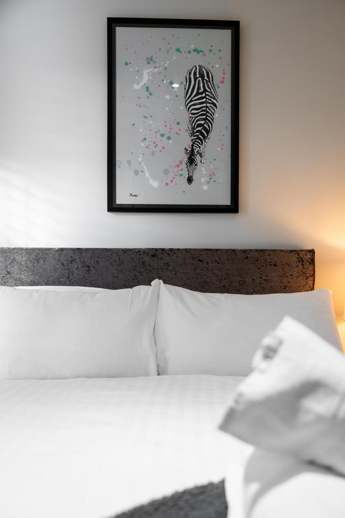 Escape Ordinary At Lough Erne Golf Village Енискилен Екстериор снимка
