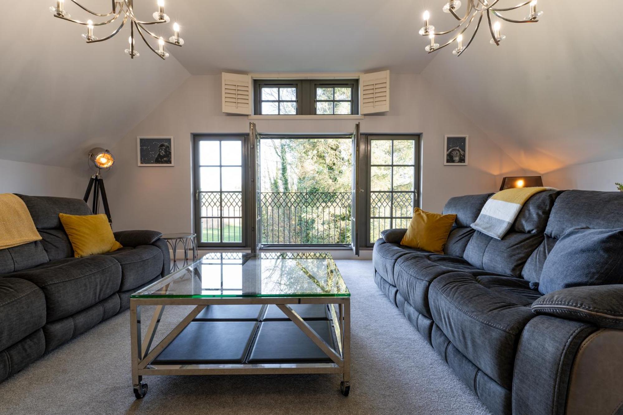 Escape Ordinary At Lough Erne Golf Village Енискилен Екстериор снимка