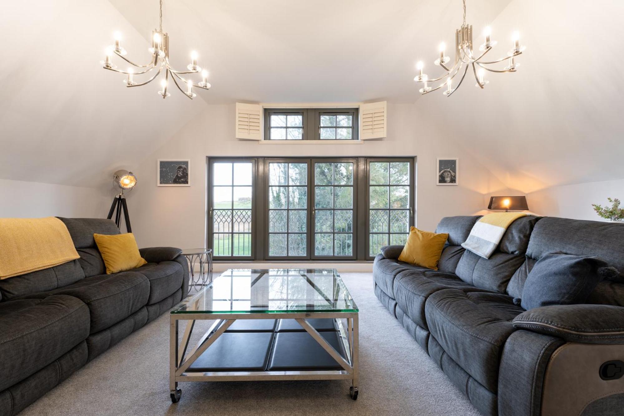 Escape Ordinary At Lough Erne Golf Village Енискилен Екстериор снимка